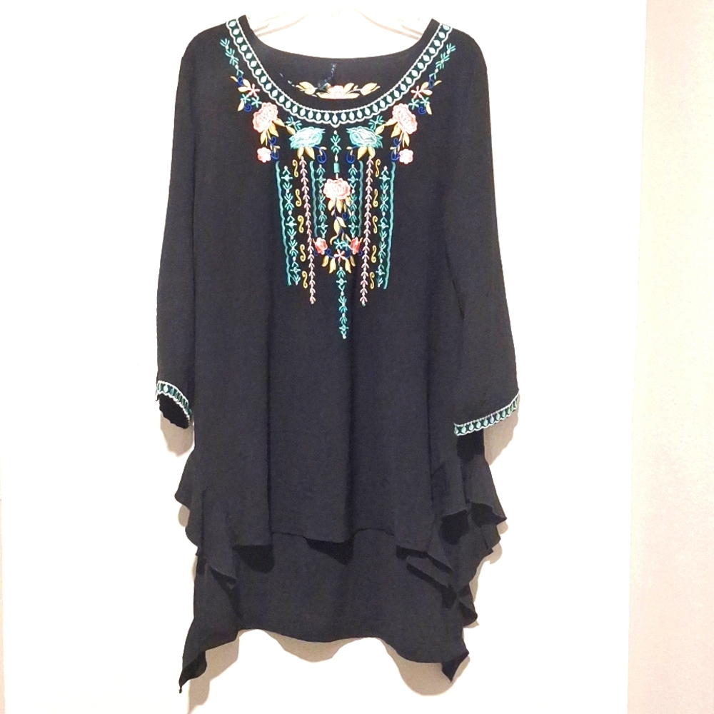 FASHION USA BLACK TOP SIZE XL with colorful embroidery
